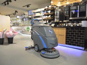 i18B Scrubber Dryer